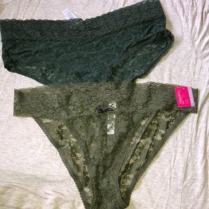 Set of 2 panties Sz XL